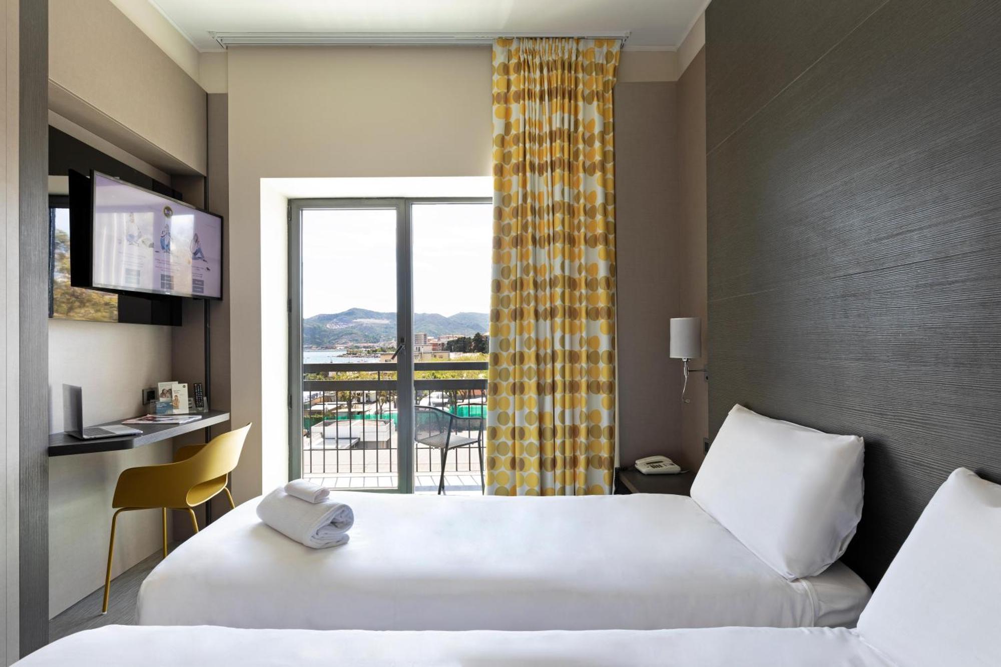 B&B Hotel Savona Eksteriør bilde