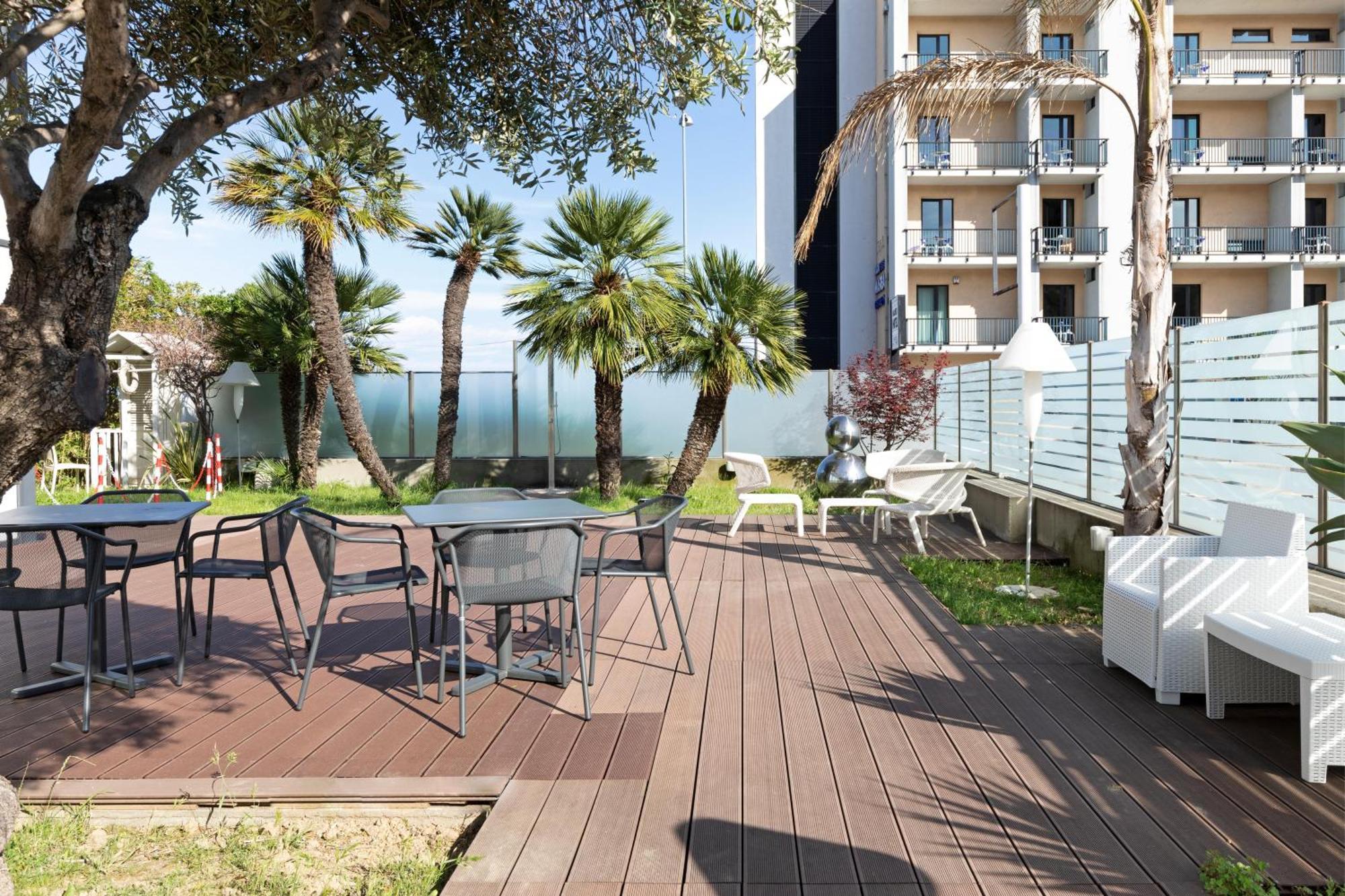 B&B Hotel Savona Eksteriør bilde