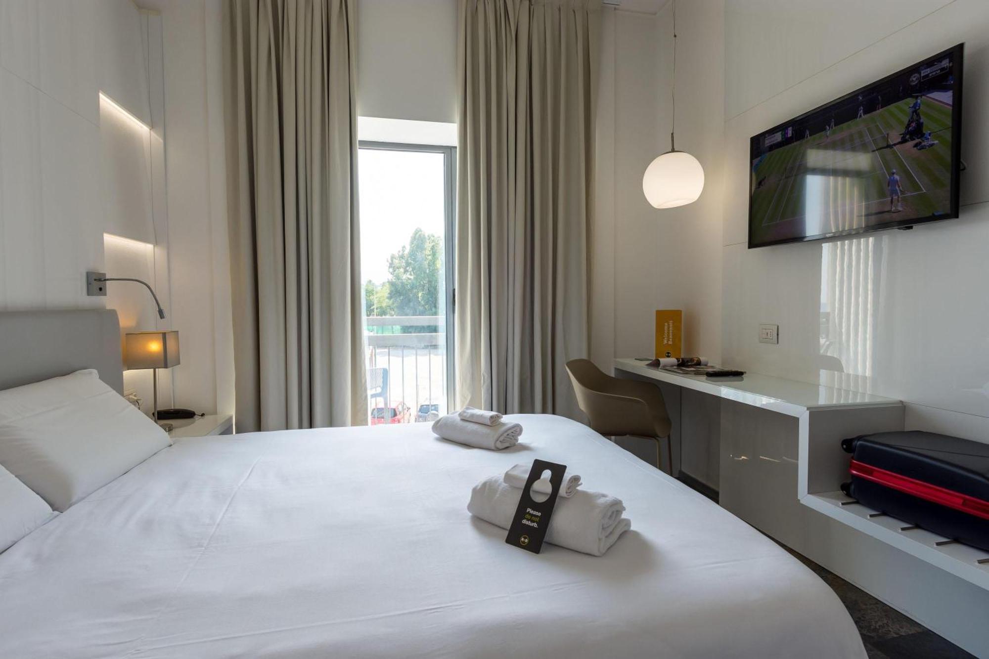 B&B Hotel Savona Eksteriør bilde