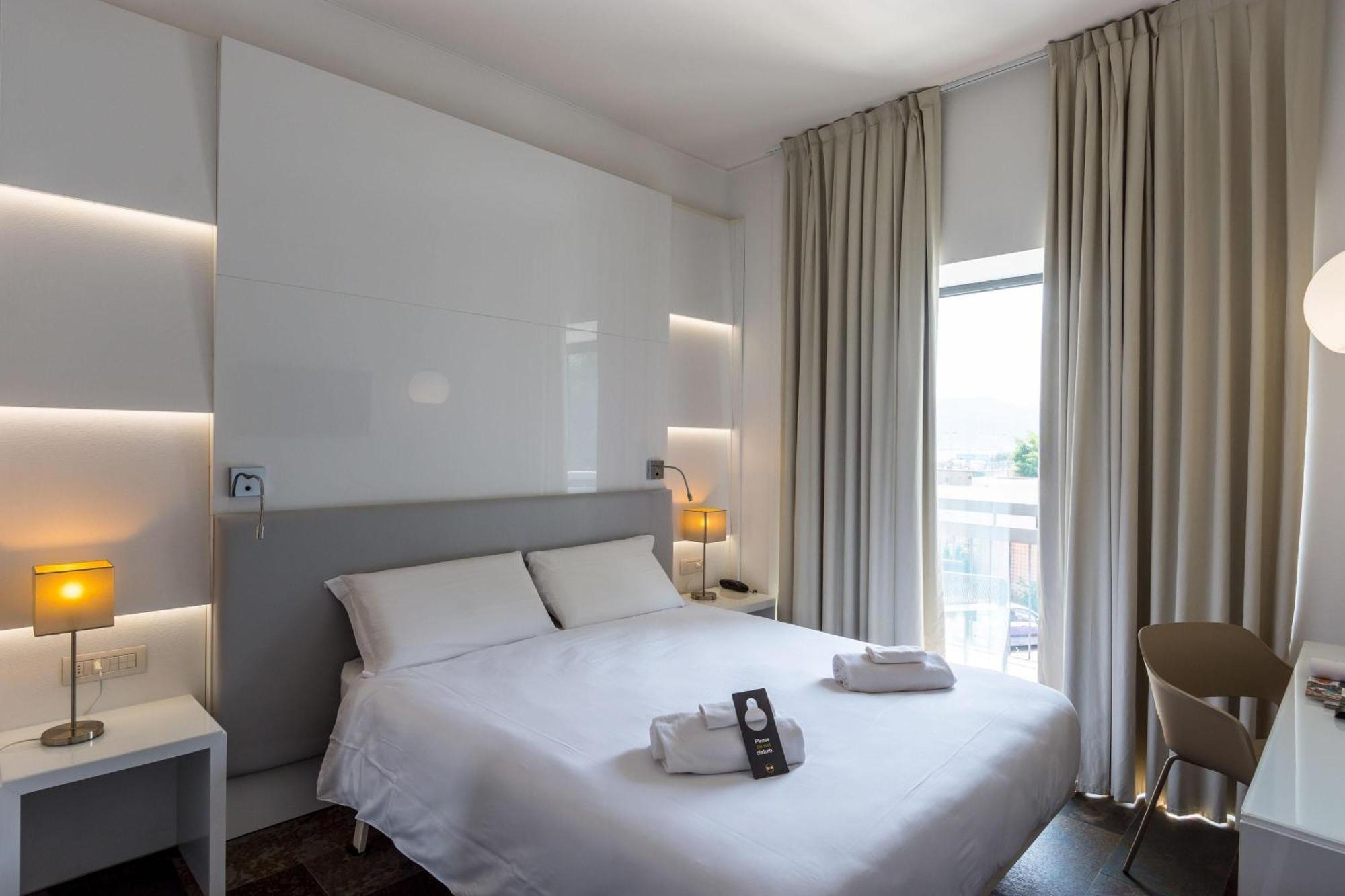 B&B Hotel Savona Eksteriør bilde